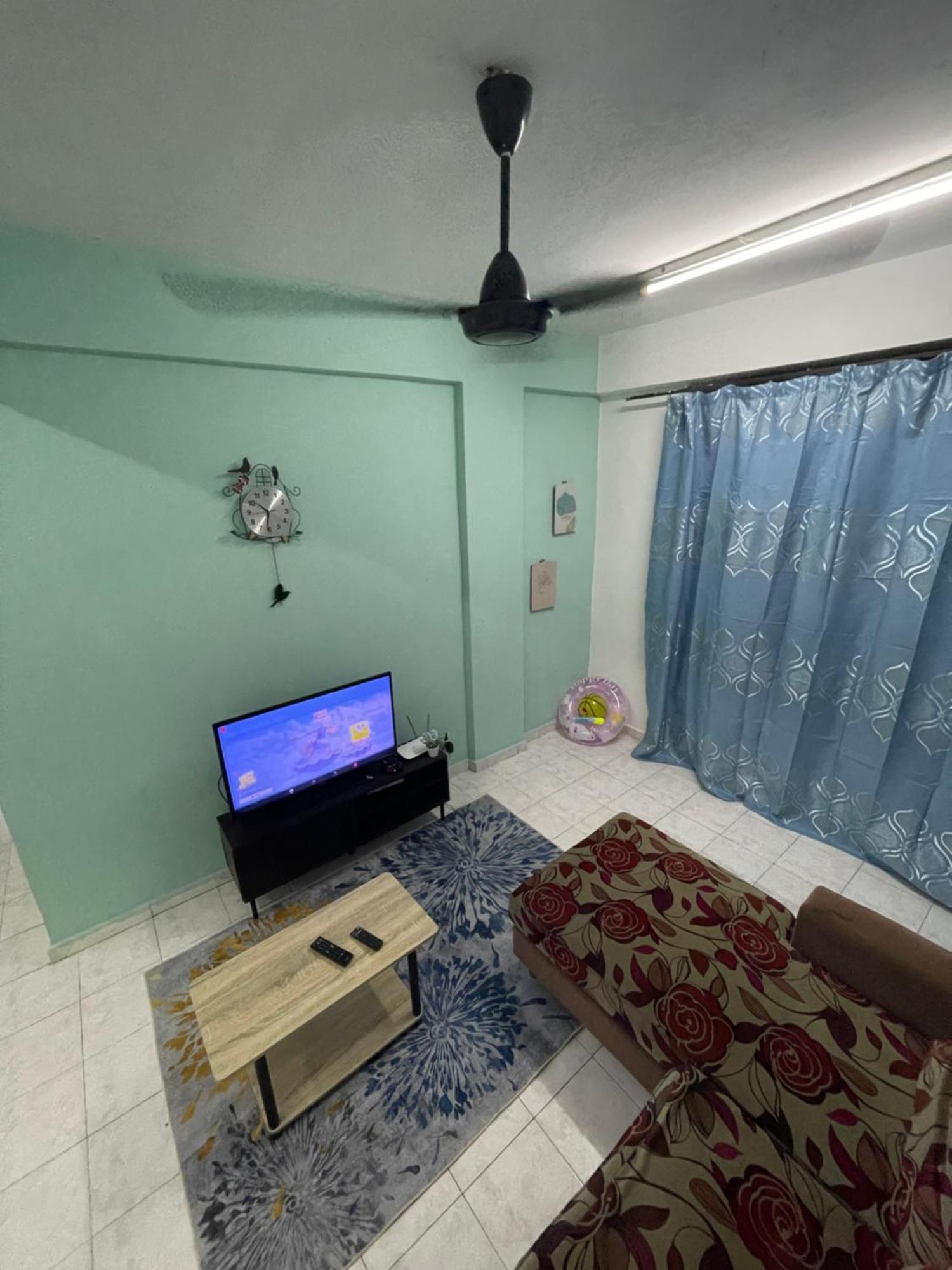 Blissful Breeze 4 Rooms & Netflix By Ezyroom Melaka Айер-Керох Экстерьер фото